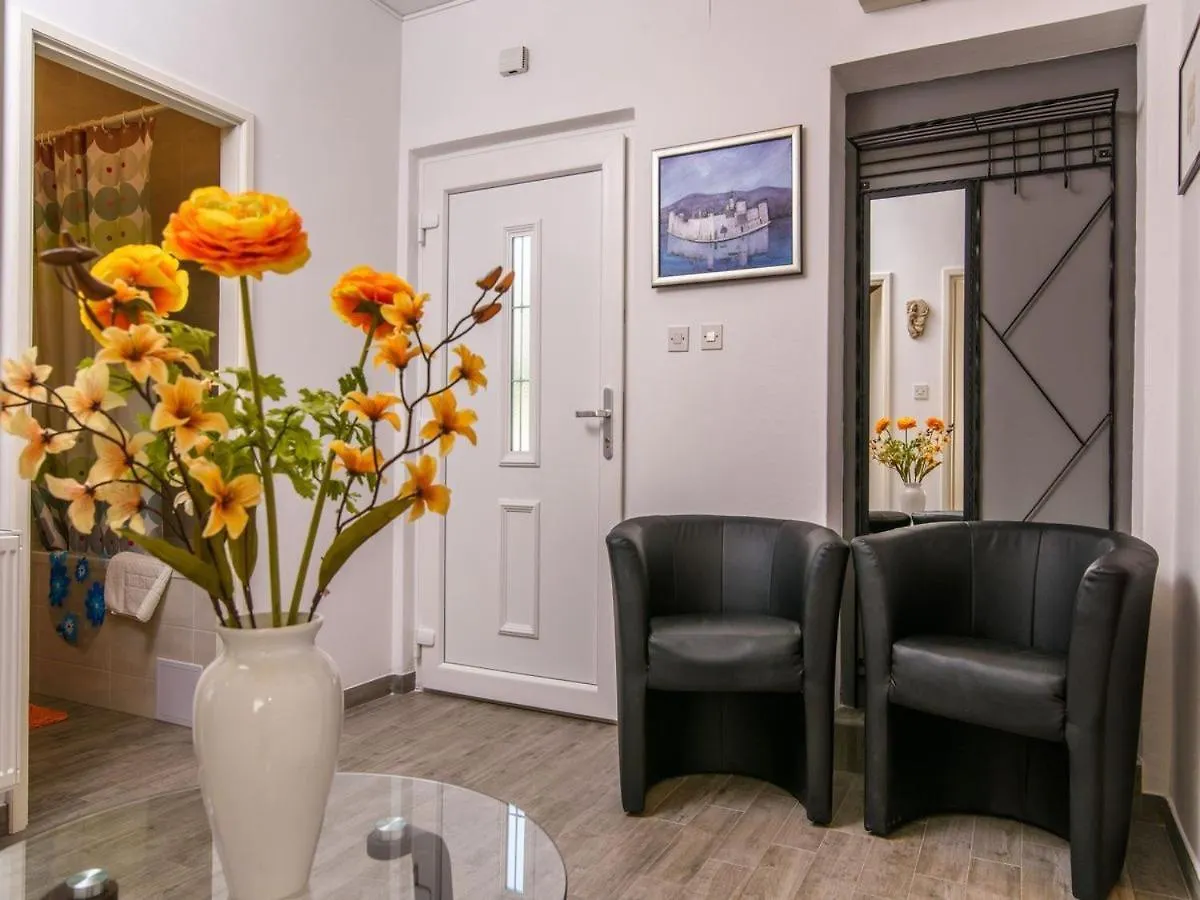Apartments Beba - Peaceful Location Trogir