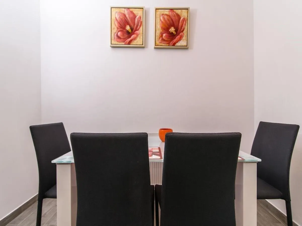 Guest house Apartments Beba - Peaceful Location Trogir Croatia