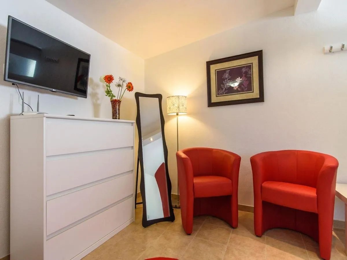 Apartments Beba - Peaceful Location Trogir