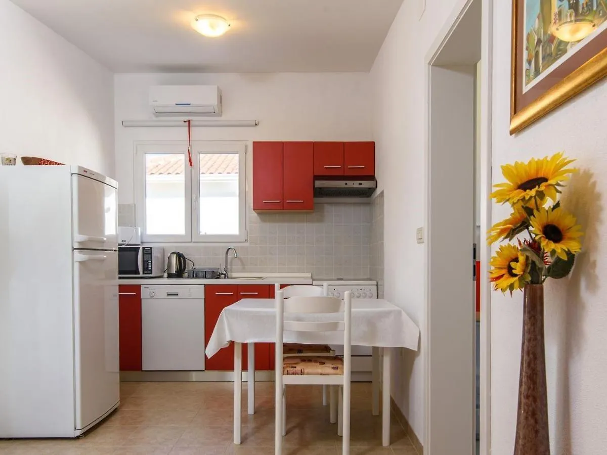 Apartments Beba - Peaceful Location Trogir