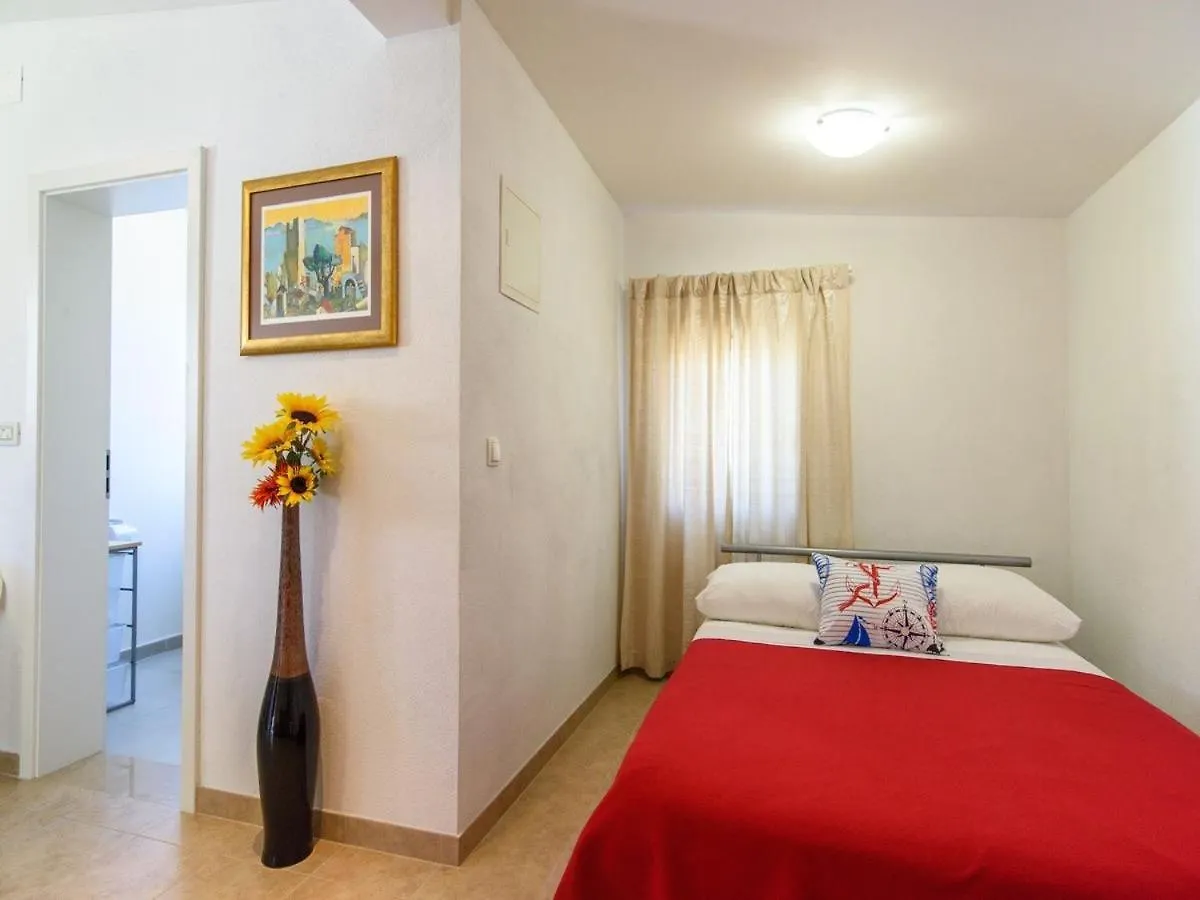 Apartments Beba - Peaceful Location Trogir 0*,